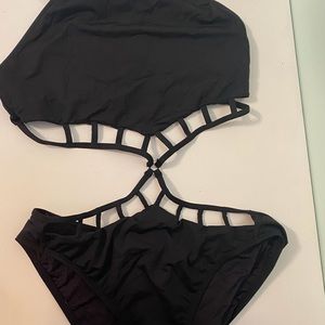 One piece black bathing suit
